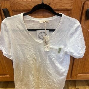 Mystree White Speckled V-Neck Pocket Tee